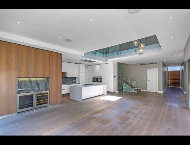 5 BEDROOM CLUSTER FOR SALE IN MORNINGSIDE